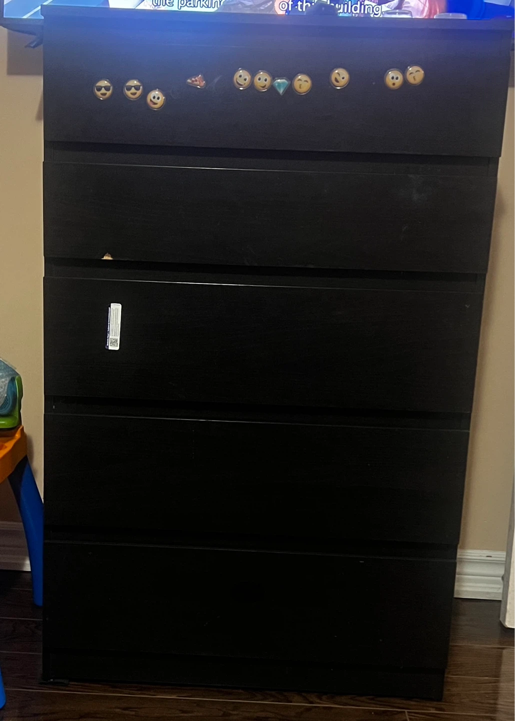 Black 6-Drawer Dresser