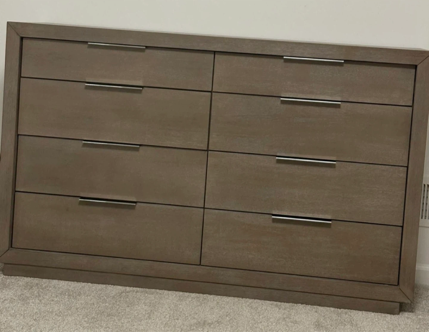 8-Drawer Dresser - photo 2