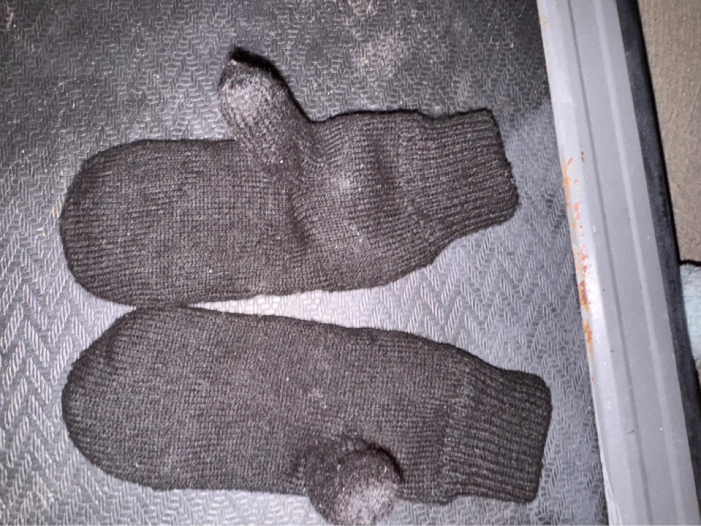 NEW Roots Mittens - photo 2
