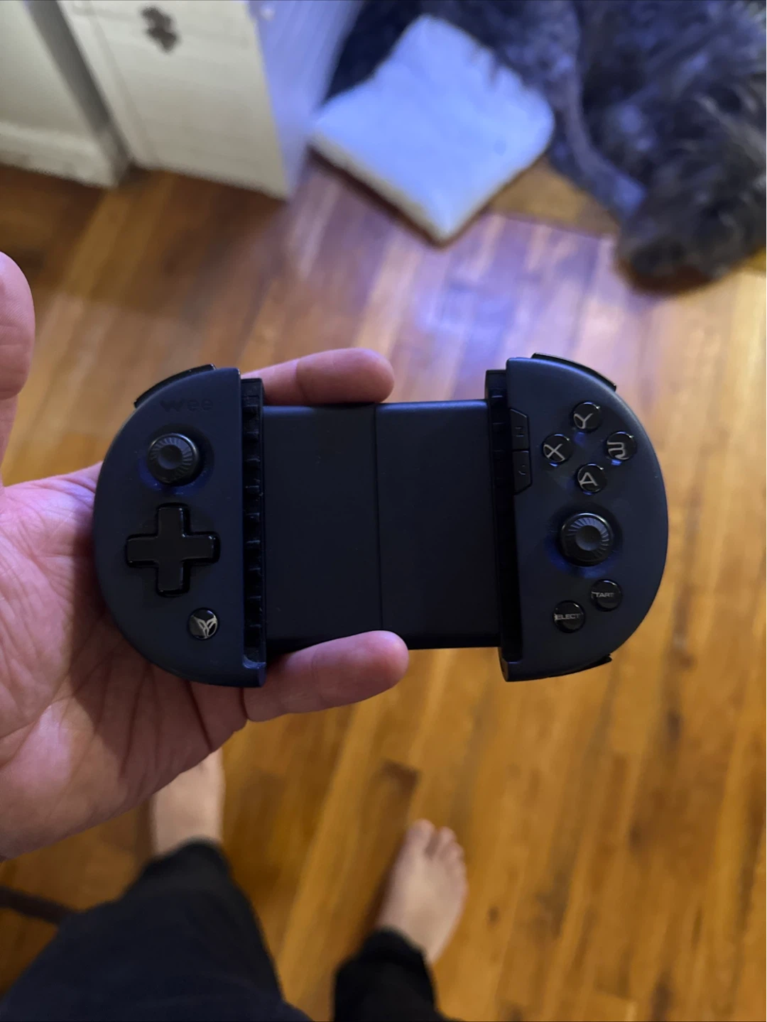 Wee Mobile Game Controller