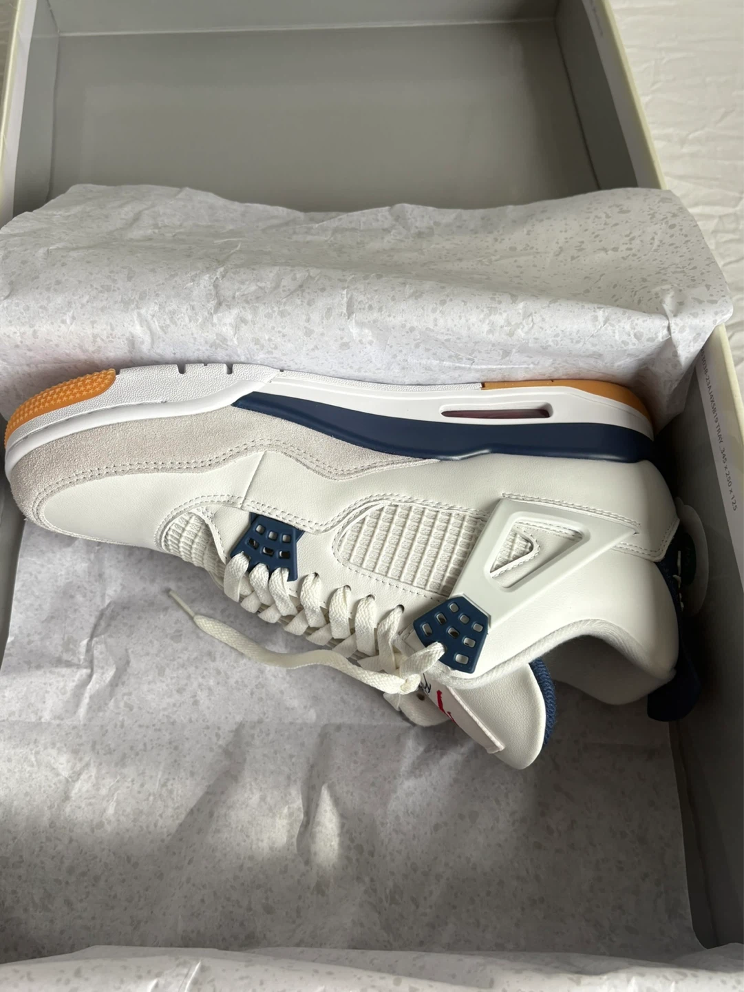 Air Jordan 4 Retro