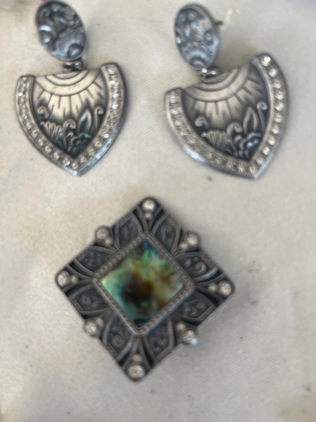 Assorted Vintage Brooches and Earrings - photo 3
