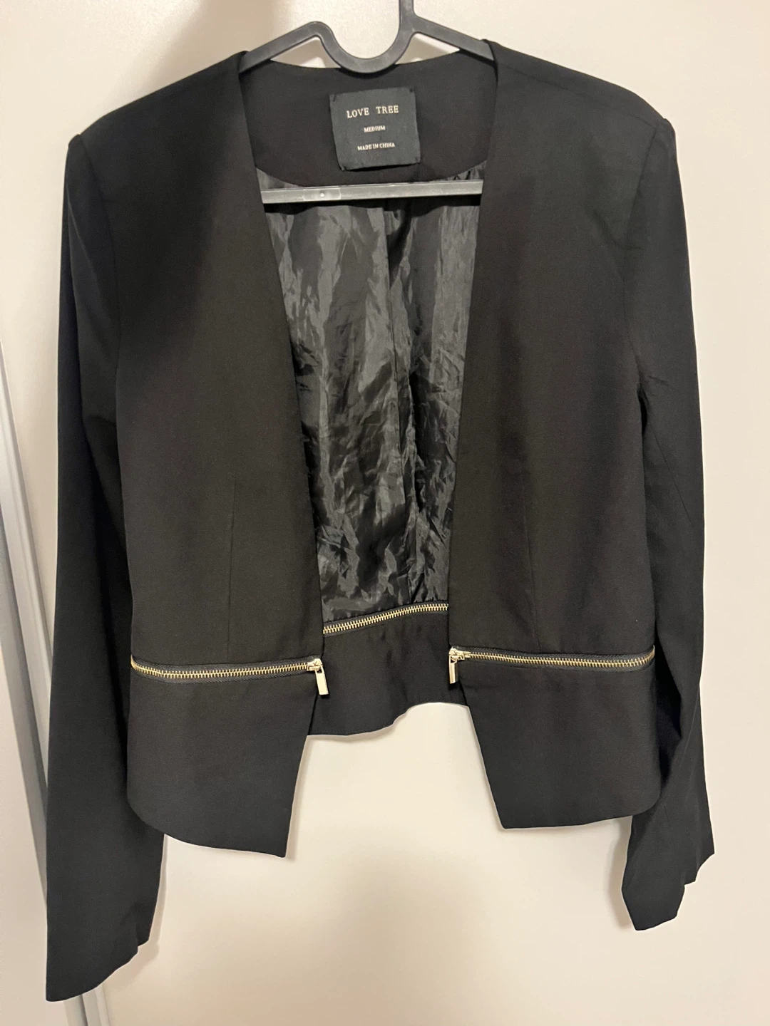 LOVE TREE Black Cropped Blazer with Gold Zippers