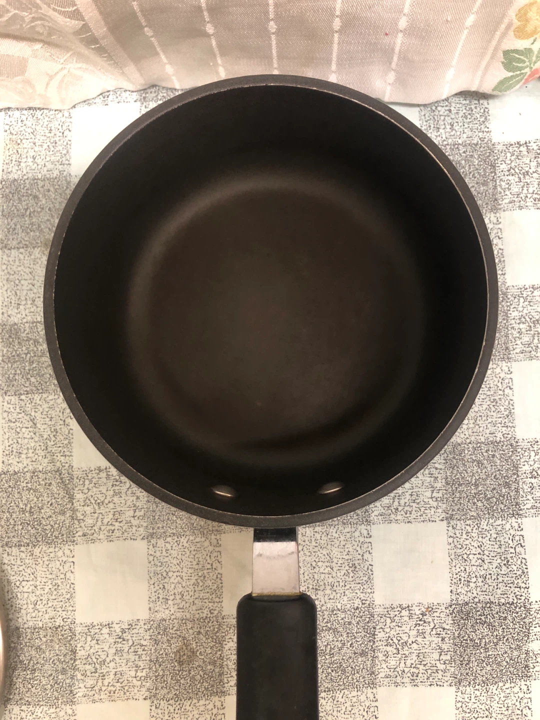 Black Saucepan with Glass Lid - photo 2