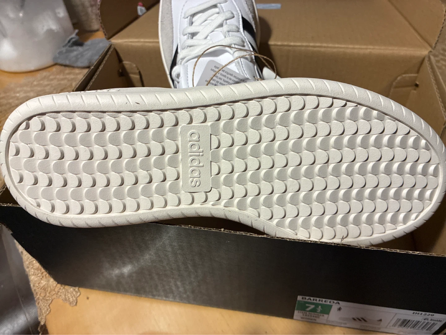 Adidas Barreda Women's Shoes White/Black Size 7.5 - photo 4