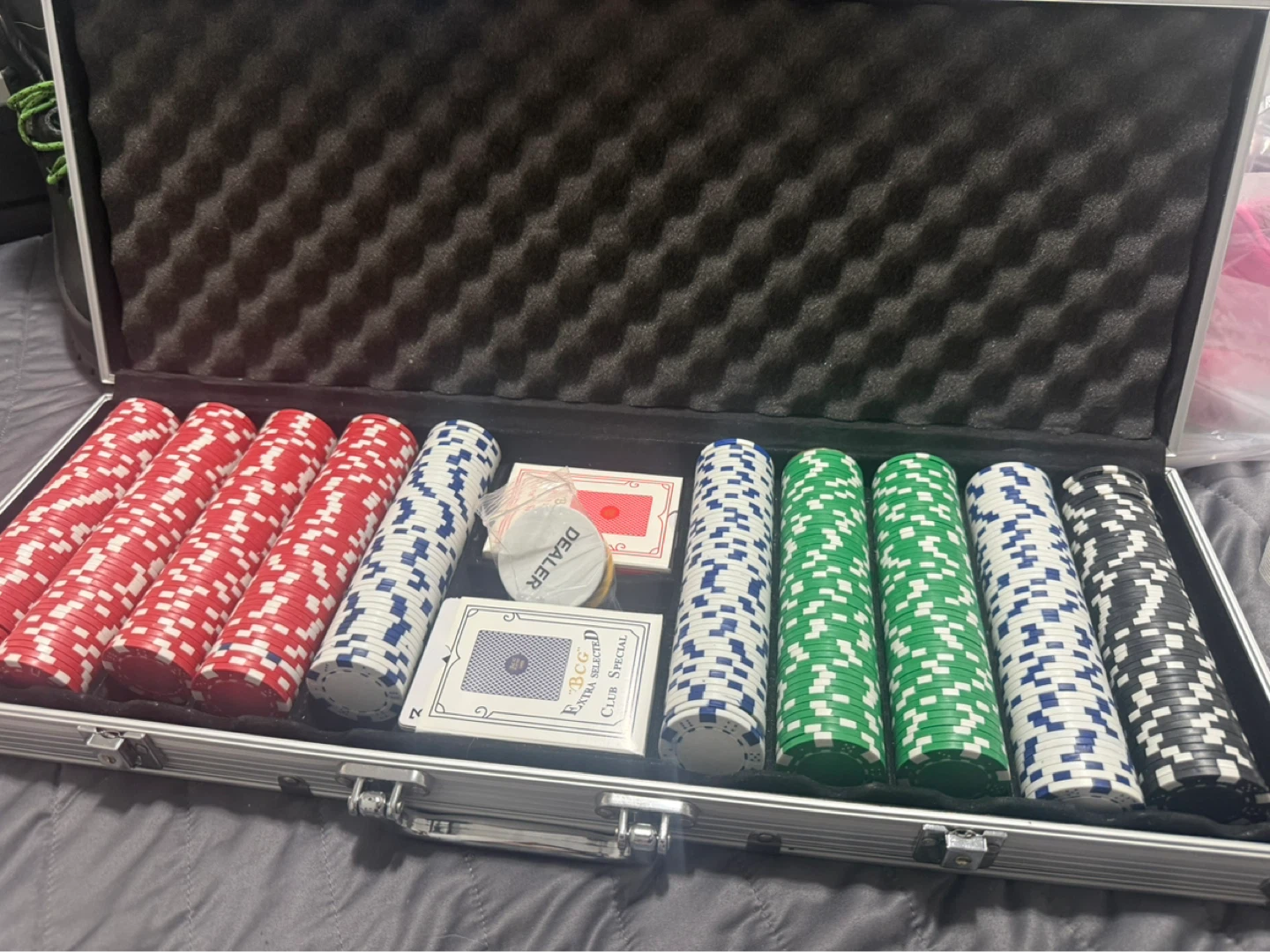Poker Chip Set with Case - photo 3
