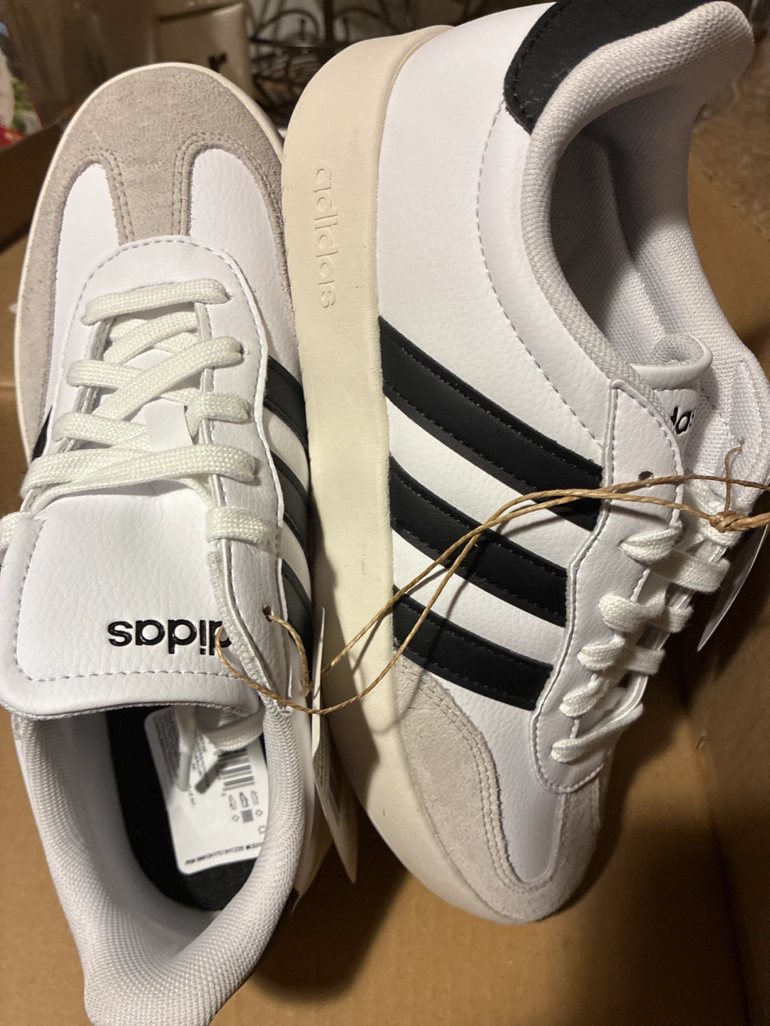 Adidas Barreda Women's Shoes - White/Black - Size 7.5 - photo 4
