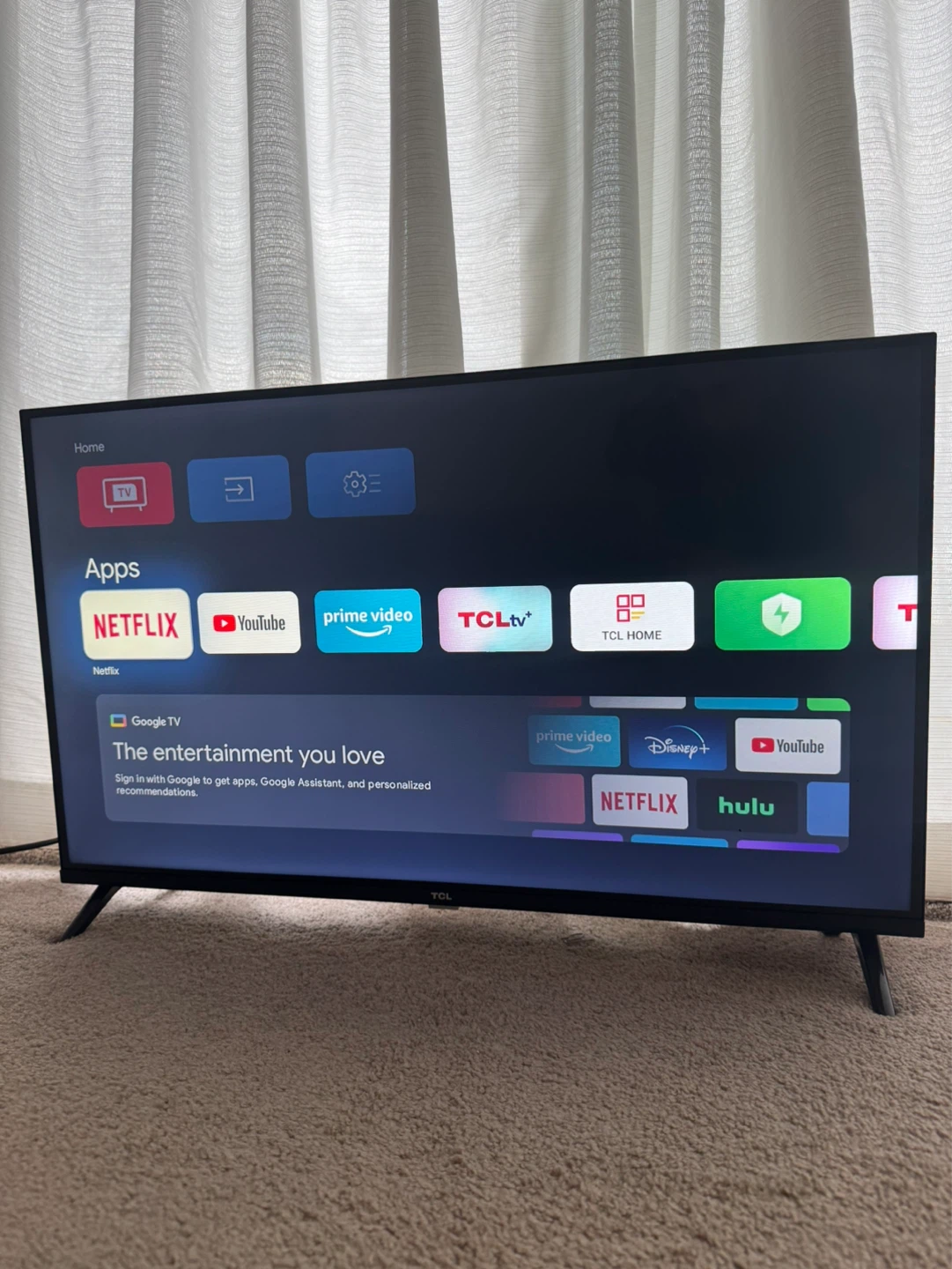TCL 32inch Smart TV - photo 2