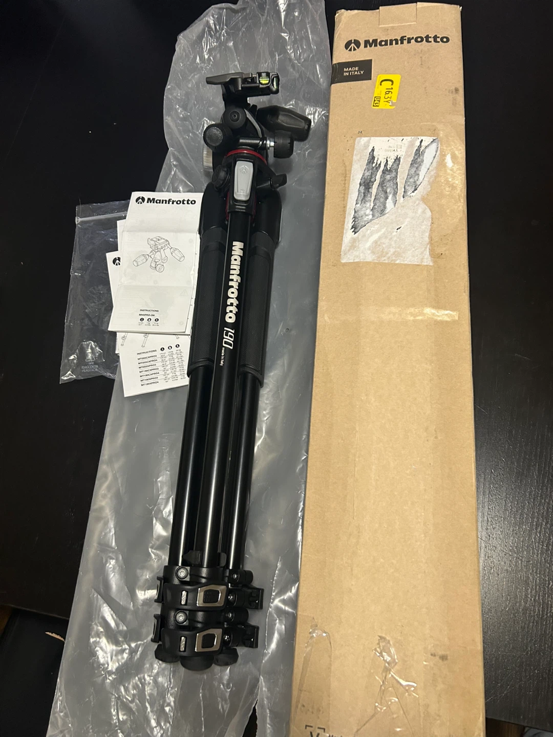 Manfrotto MK190XPRO3‐3W 190 Aluminum 3 Section Kit (Black) - photo 3