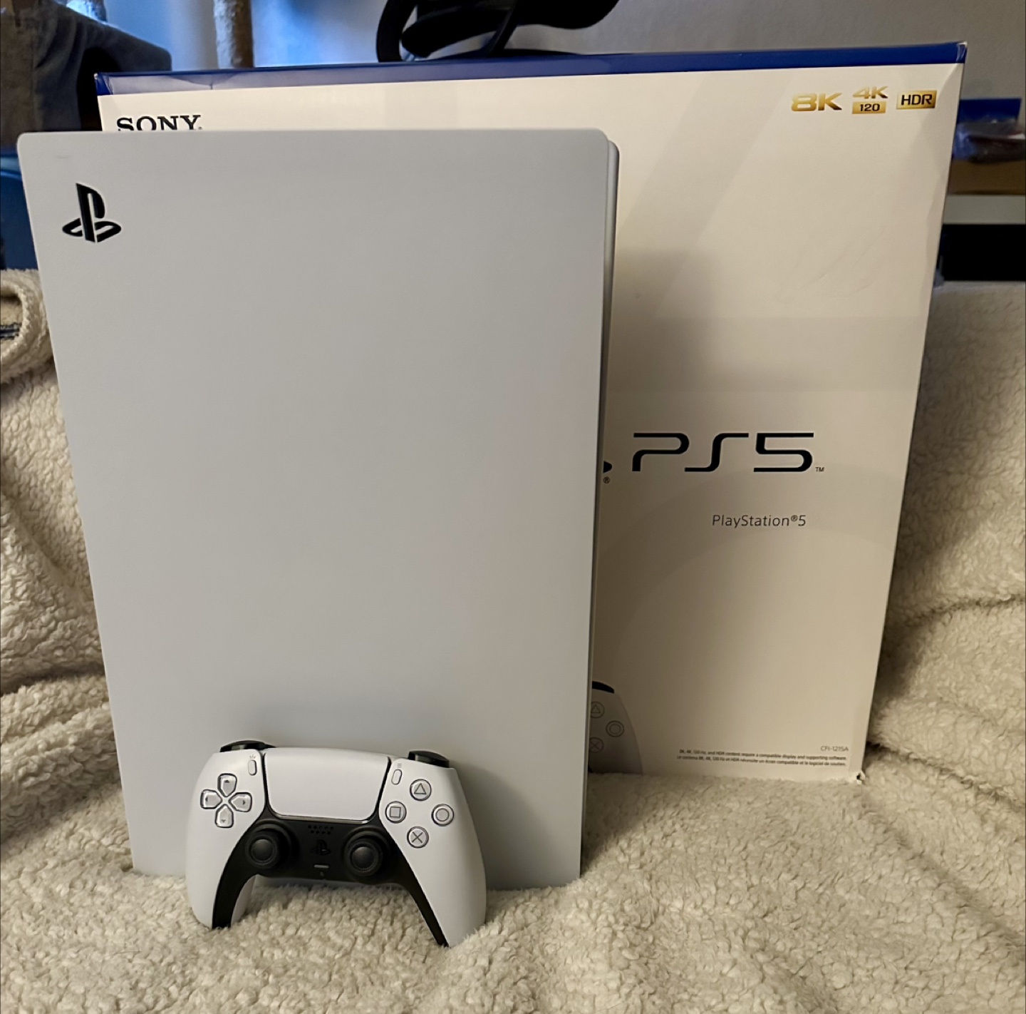 PS5 Disc Edition Console w/ one game - photo 4