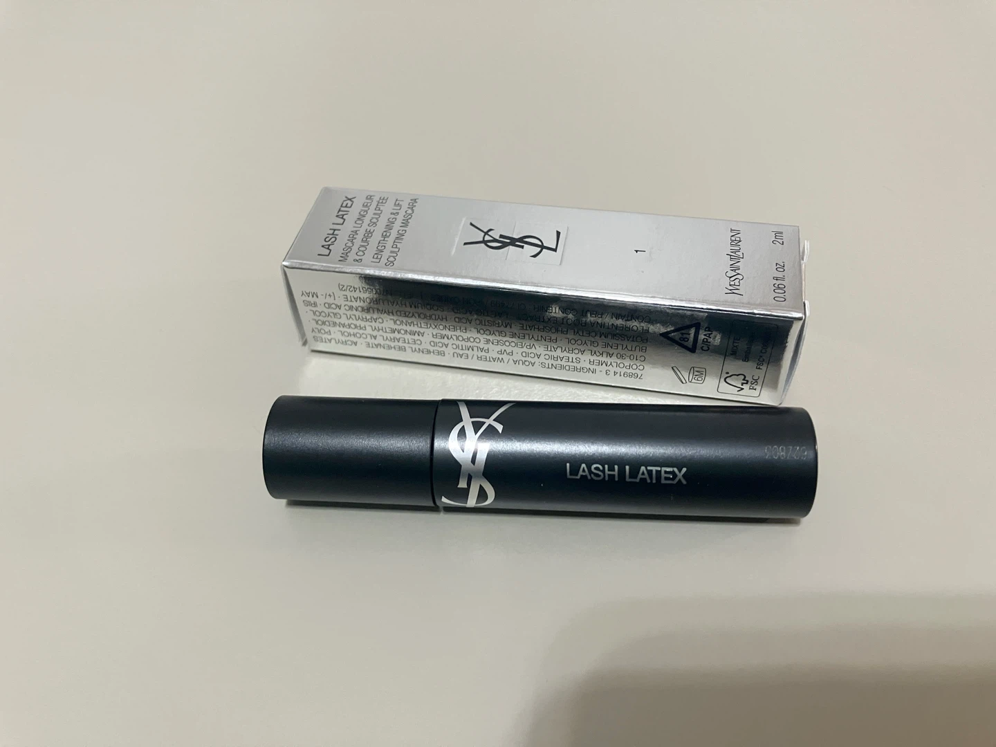 Yves Saint Laurent Lash Latex Mascara 2ml YSL - photo 2