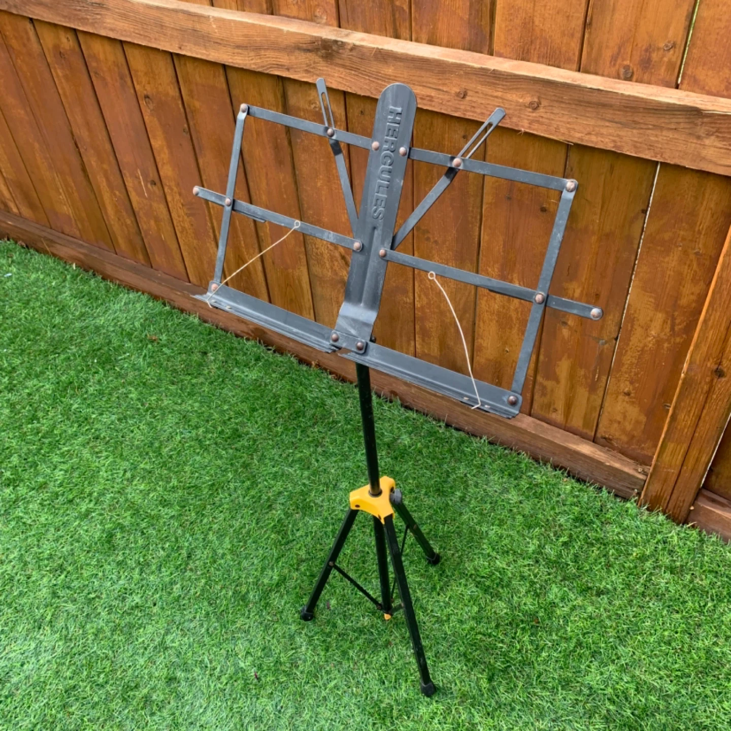Music Stand Sheet Music Stand Hercules Folding Stand - photo 3