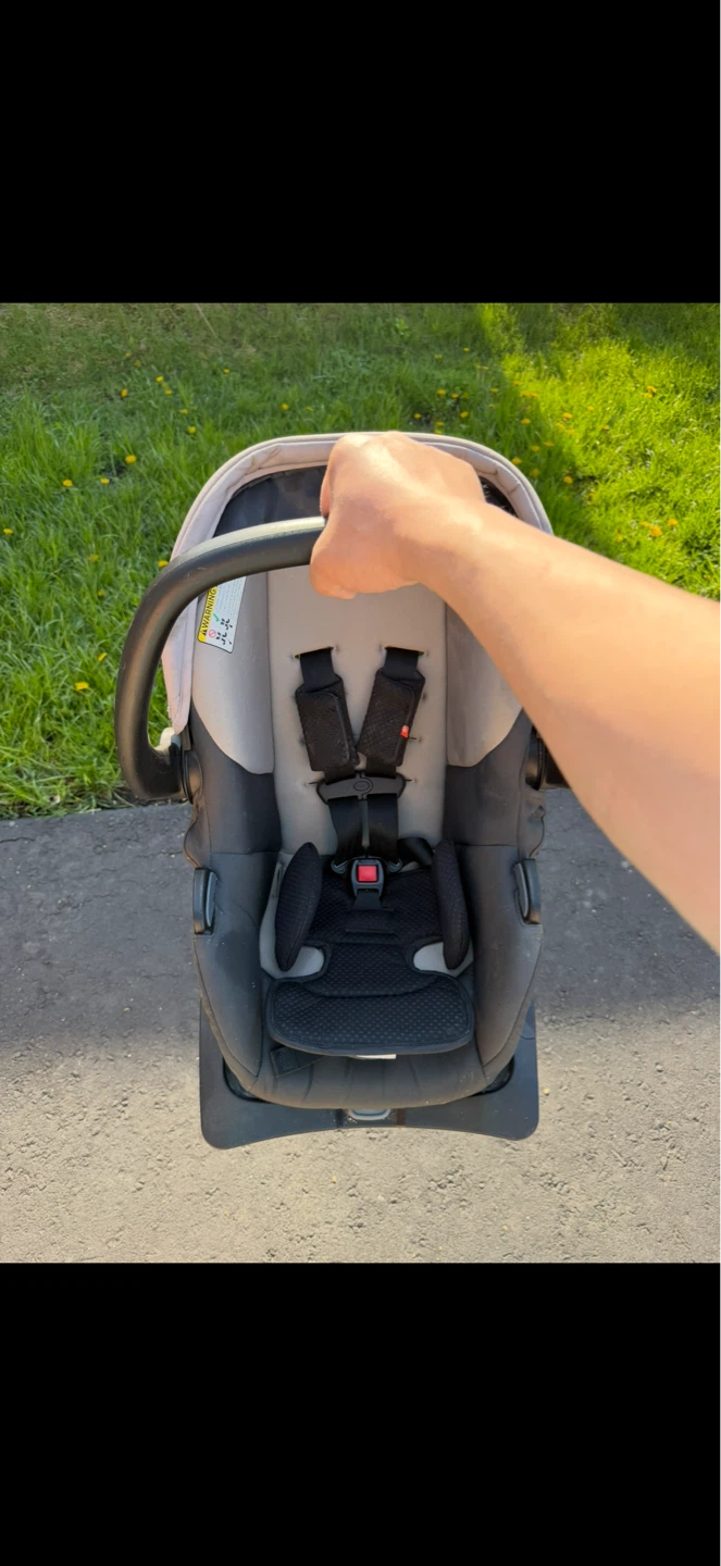 GB Abri Infant Carseat - photo 4