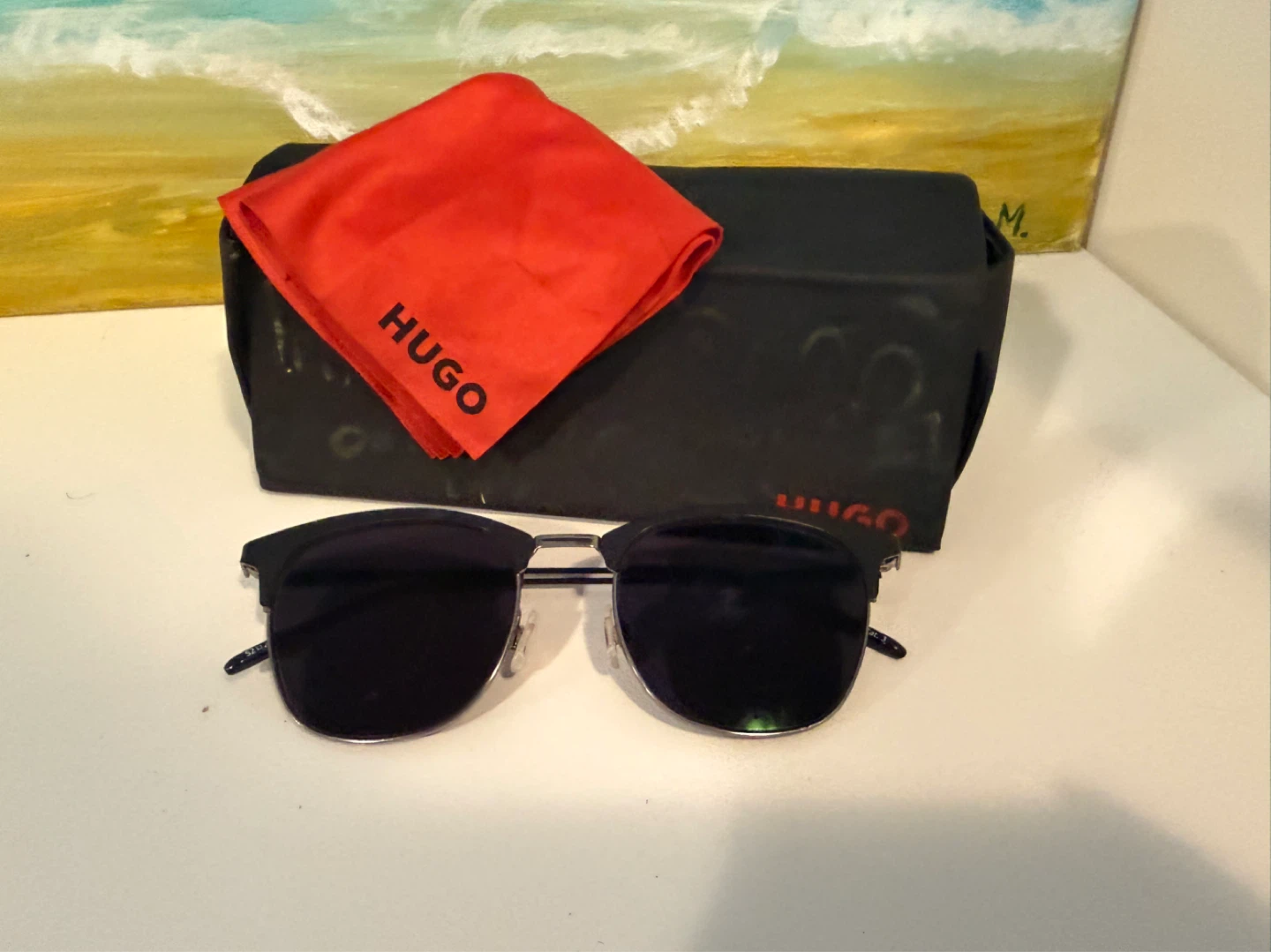 HUGO Sunglasses with Case and Cleaning Cloth