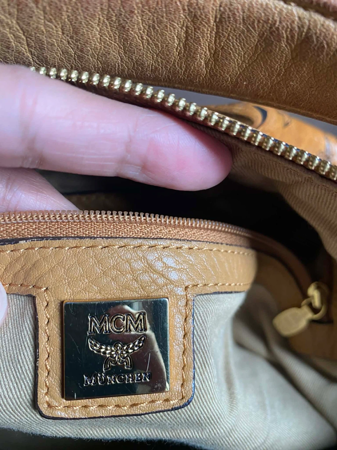 MCM Hobo Bag - Cognac Visetos - photo 5