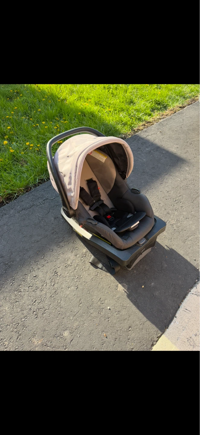 GB-Abri Infant-Carseat - photo 2