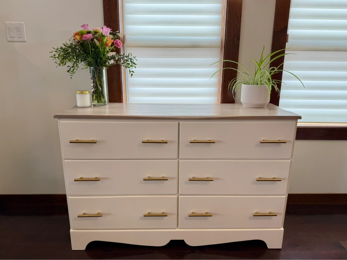 Refinished Vintage Dresser – Modern Farmhouse Style