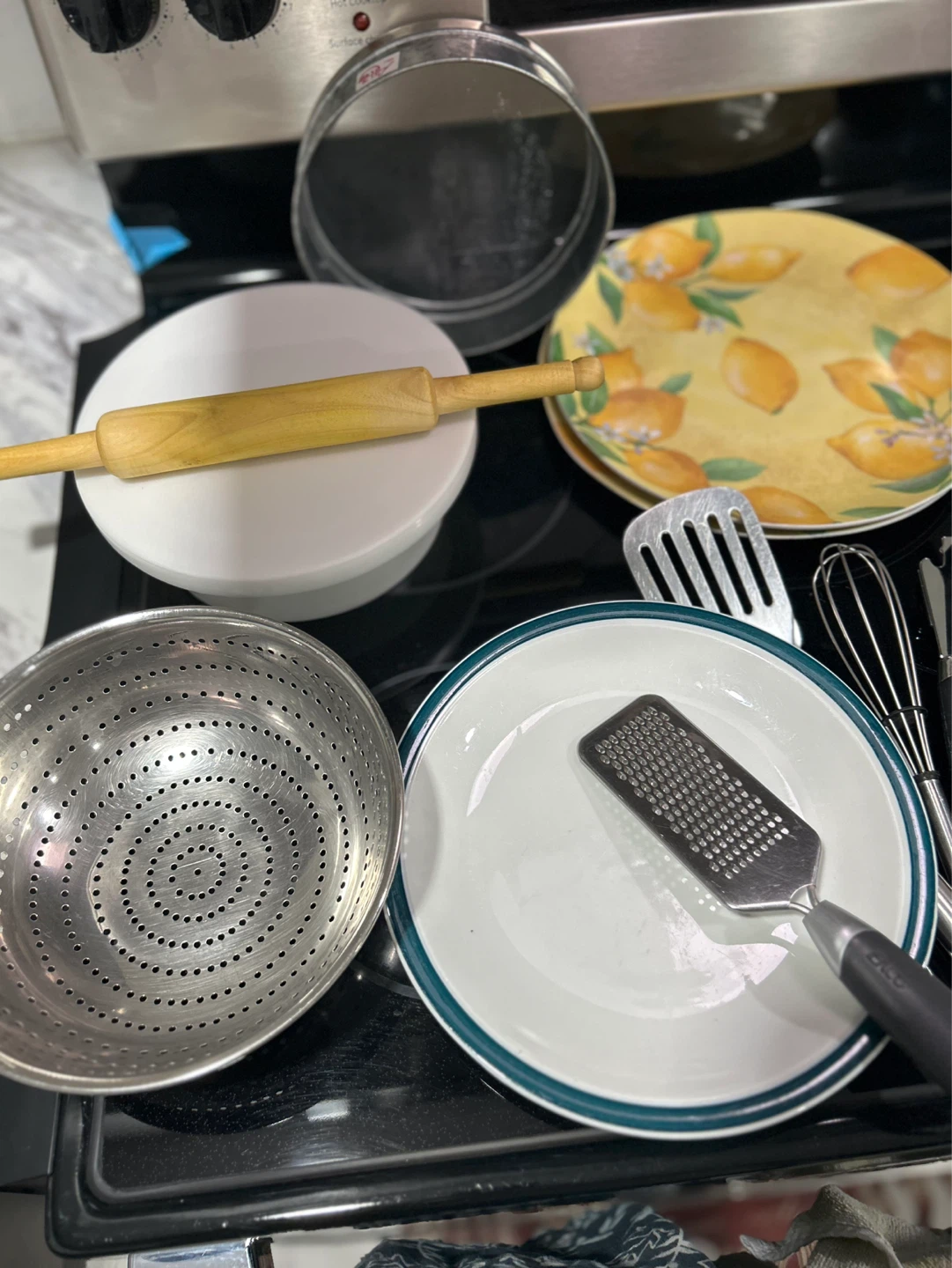 Assorted Kitchen Utensils and Gadgets - photo 2