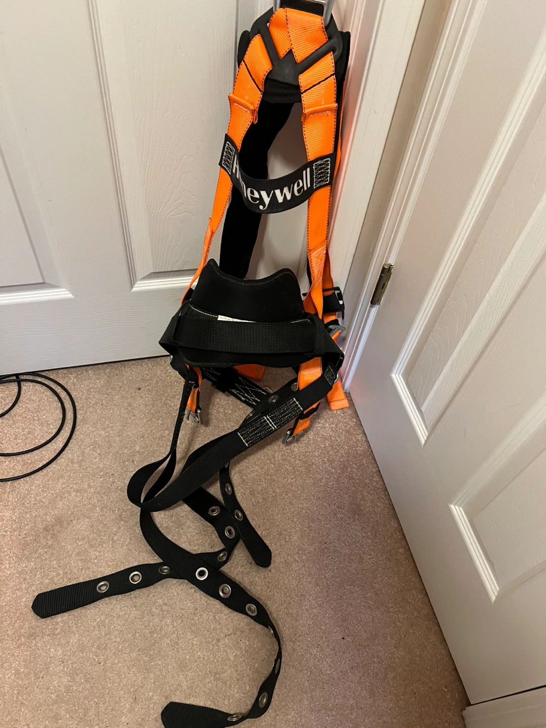 Honeywell Fall Protection Harness - photo 2