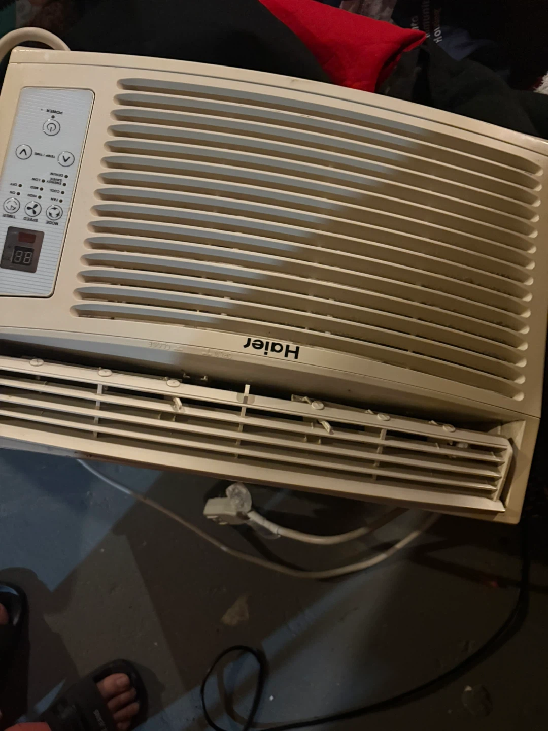 Haier Room Air Conditioner ESA10AK 10000 BTU