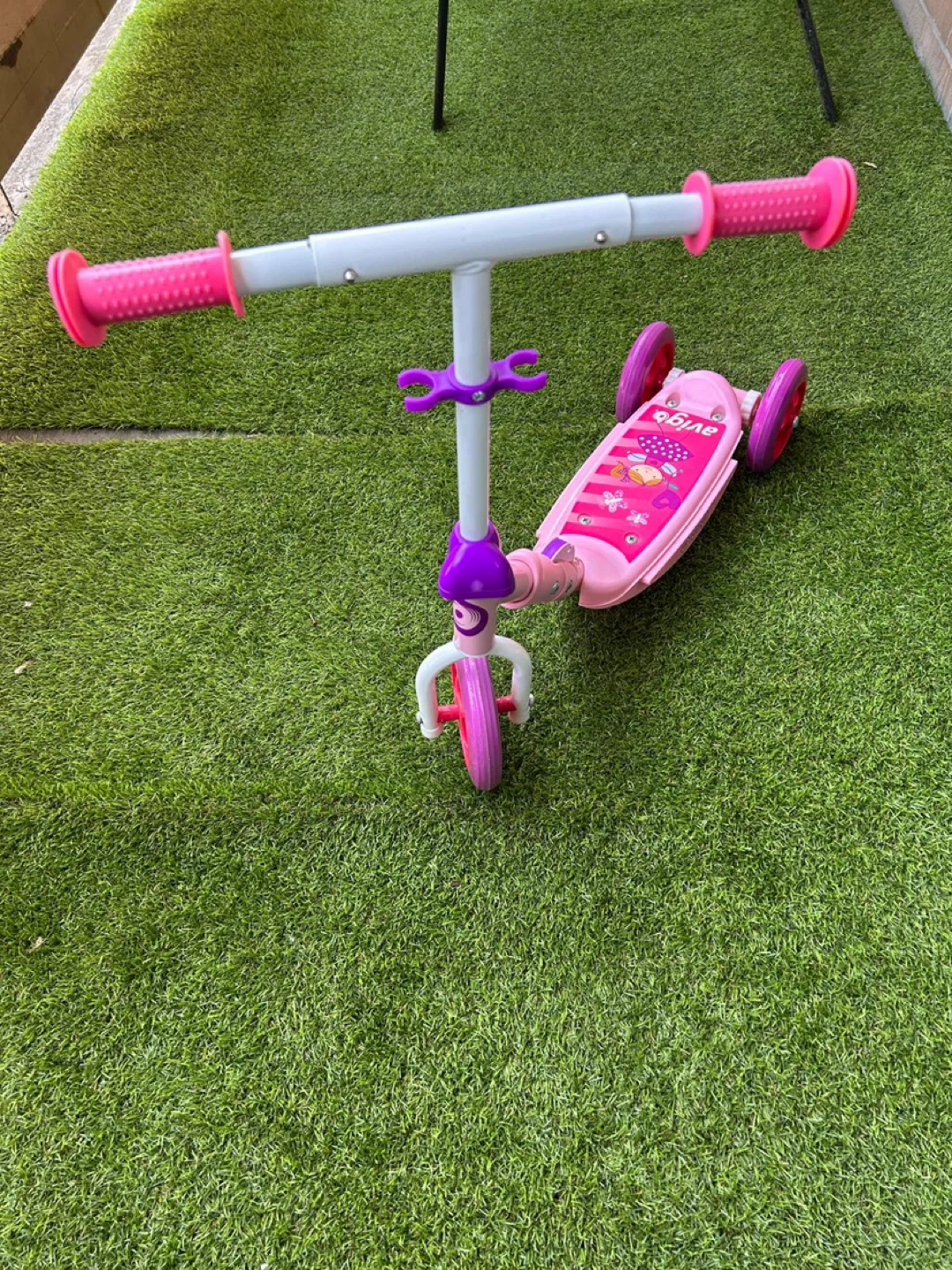 Pink 3-Wheel Kid's Scooter
