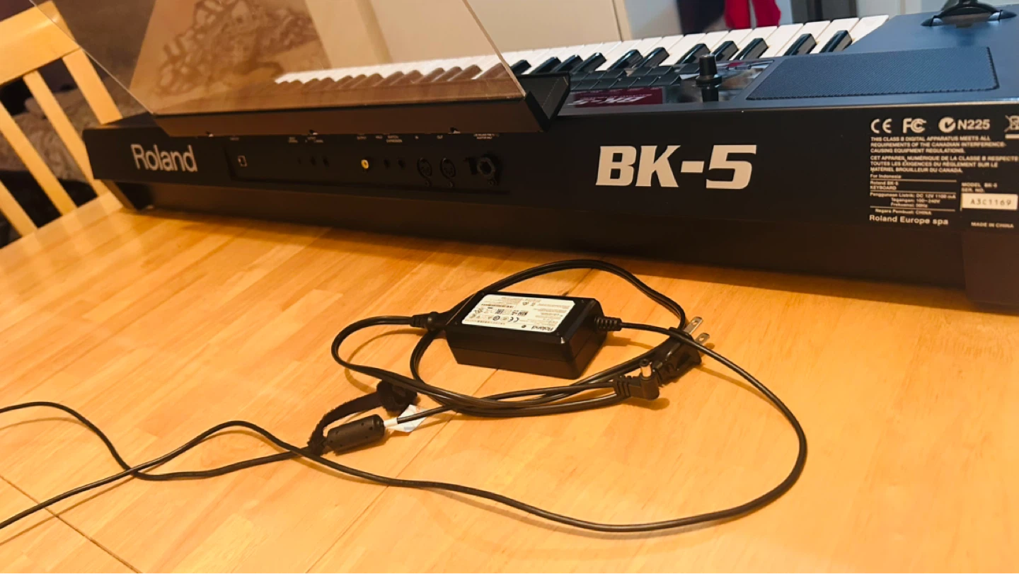 Roland BK-5 Keyboard with Power Adapter - photo 4