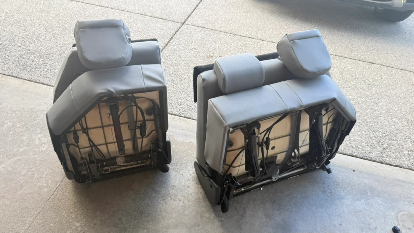Grey Leather Car Seats (2) - photo 2
