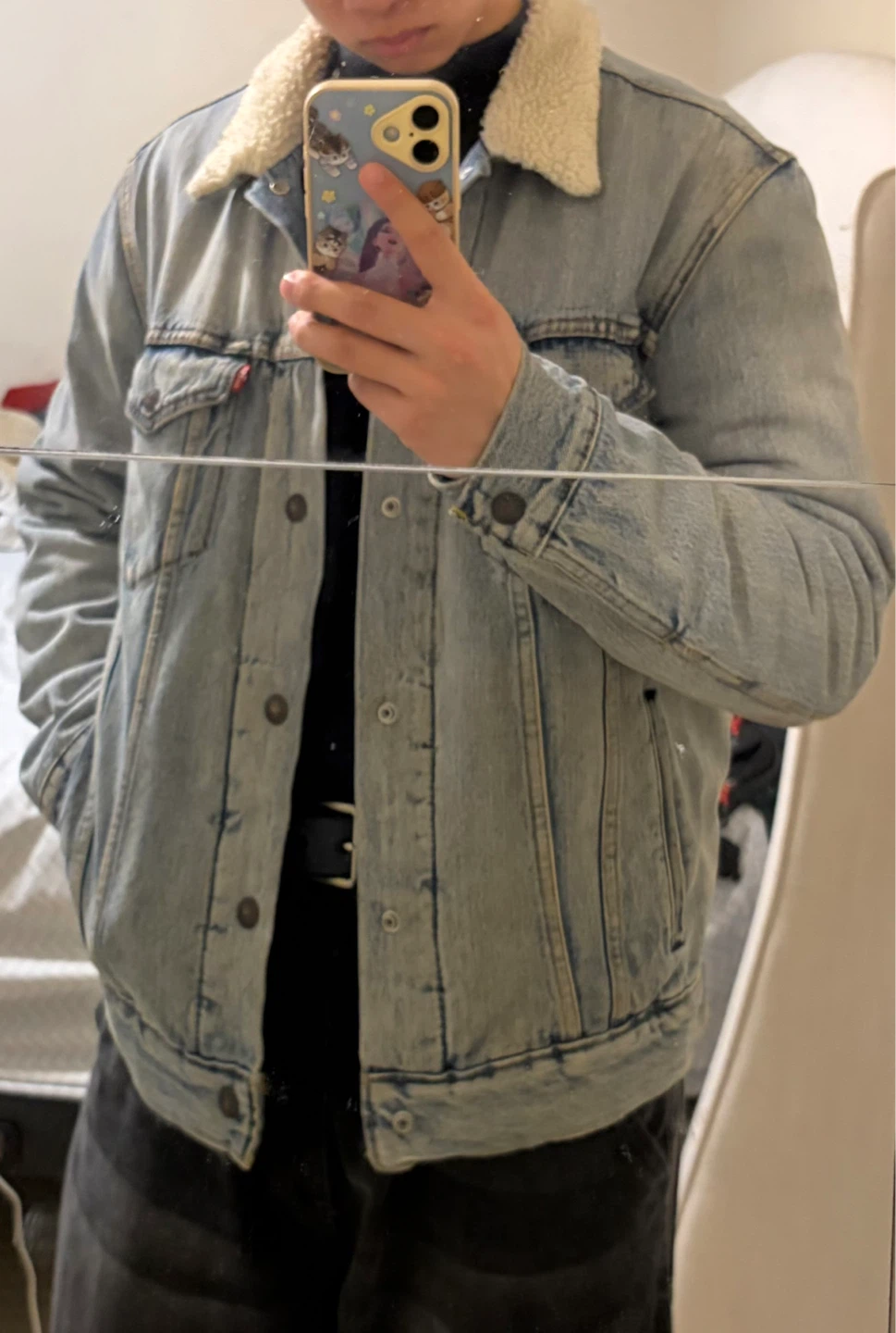 Levi's Sherpa Lined Denim Trucker Jacket - Size M - photo 2