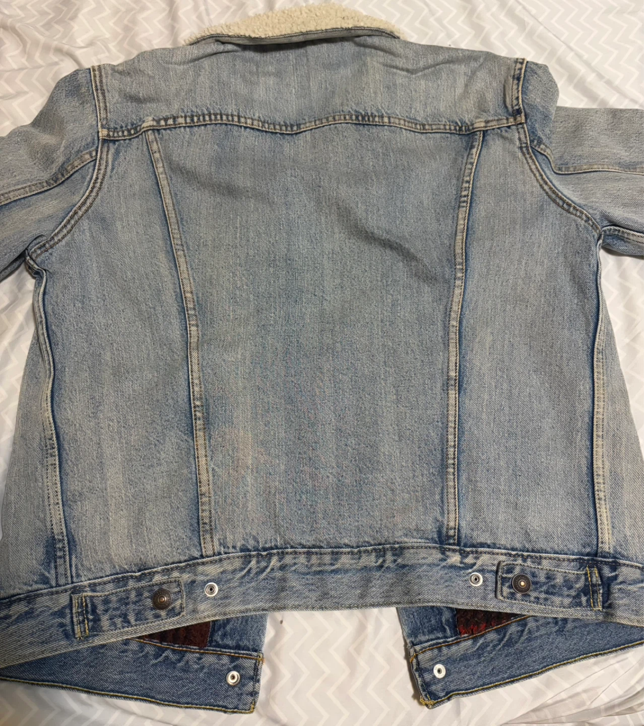 Levi's Sherpa Lined Denim Trucker Jacket - Size M - photo 5
