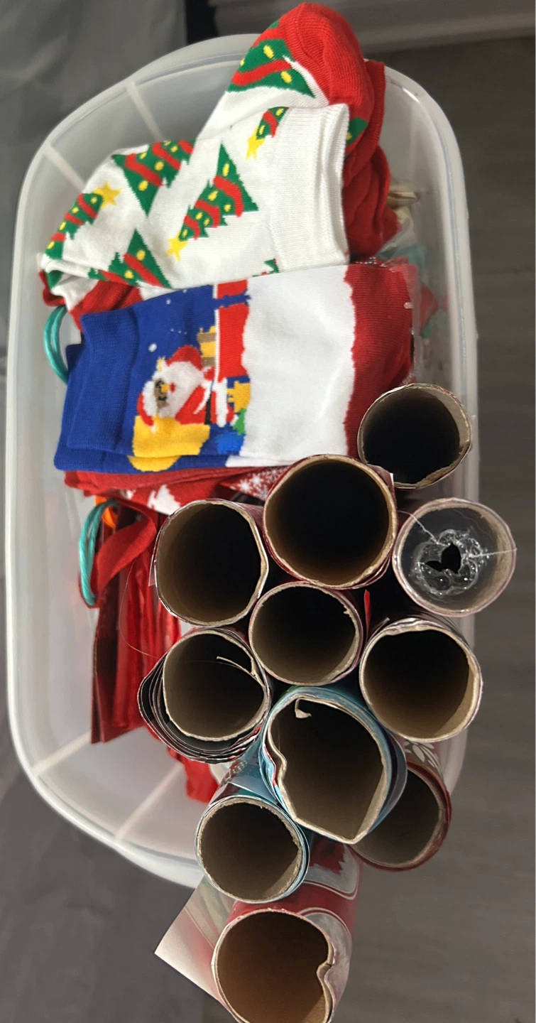 Christmas Wrapping Paper, Bows, and Socks - photo 3