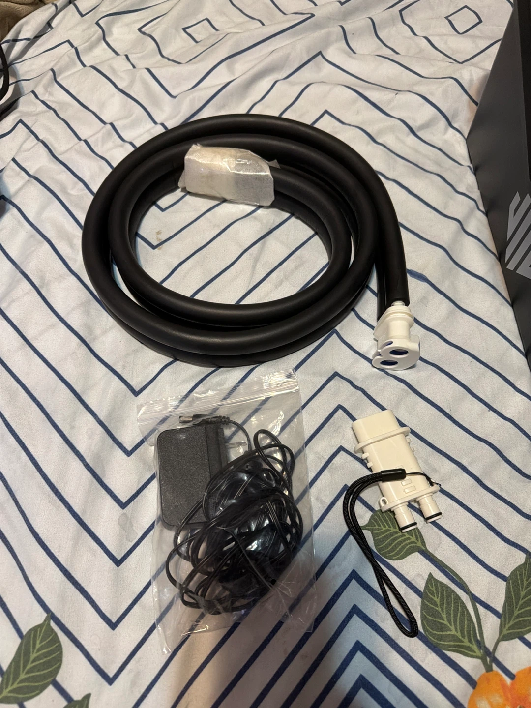 Universal Cryo/Cuff System with Cooler - photo 2