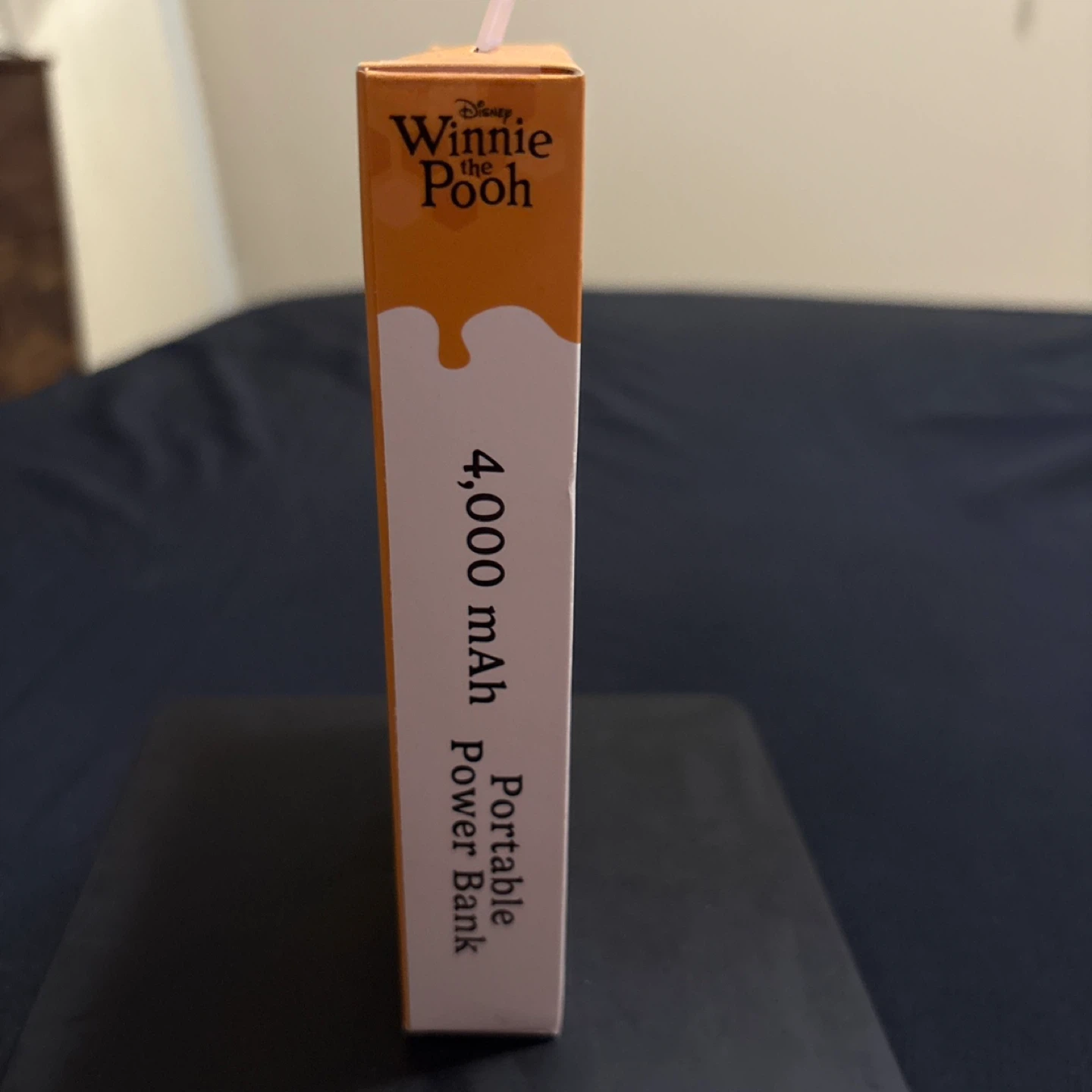 Disney Winnie the Pooh 4000 mAh Portable Power Bank - photo 4