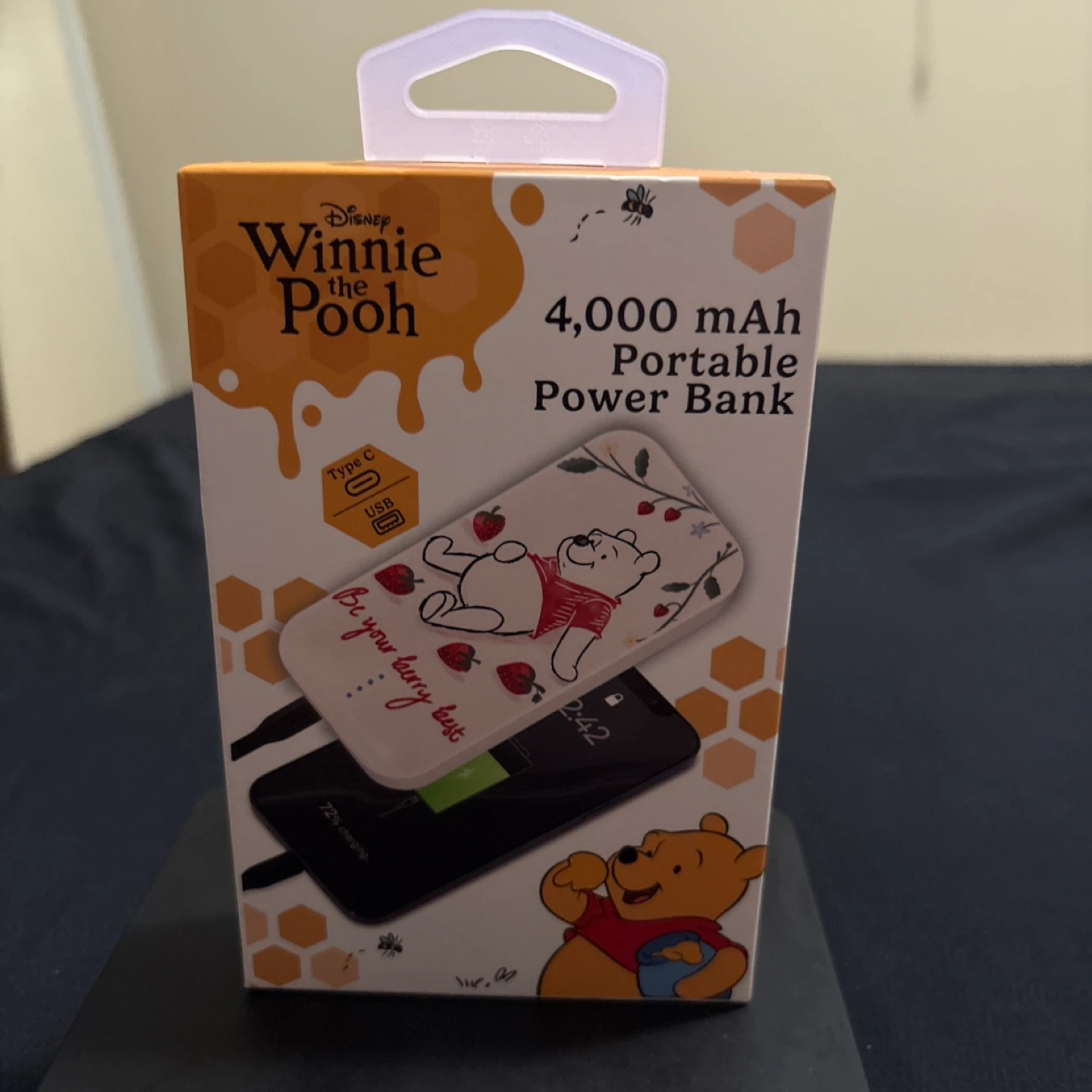 Disney Winnie the Pooh 4000 mAh Portable Power Bank - photo 5