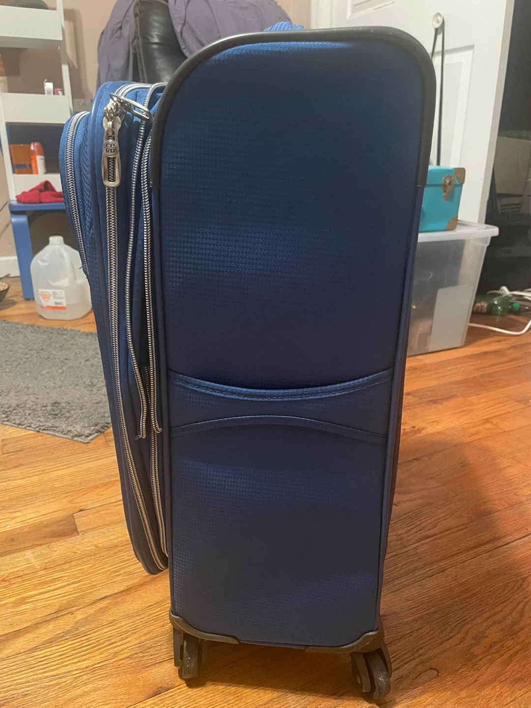 REVO Royal Blue Carry-On Spinner Suitcase - Great Condition - photo 4