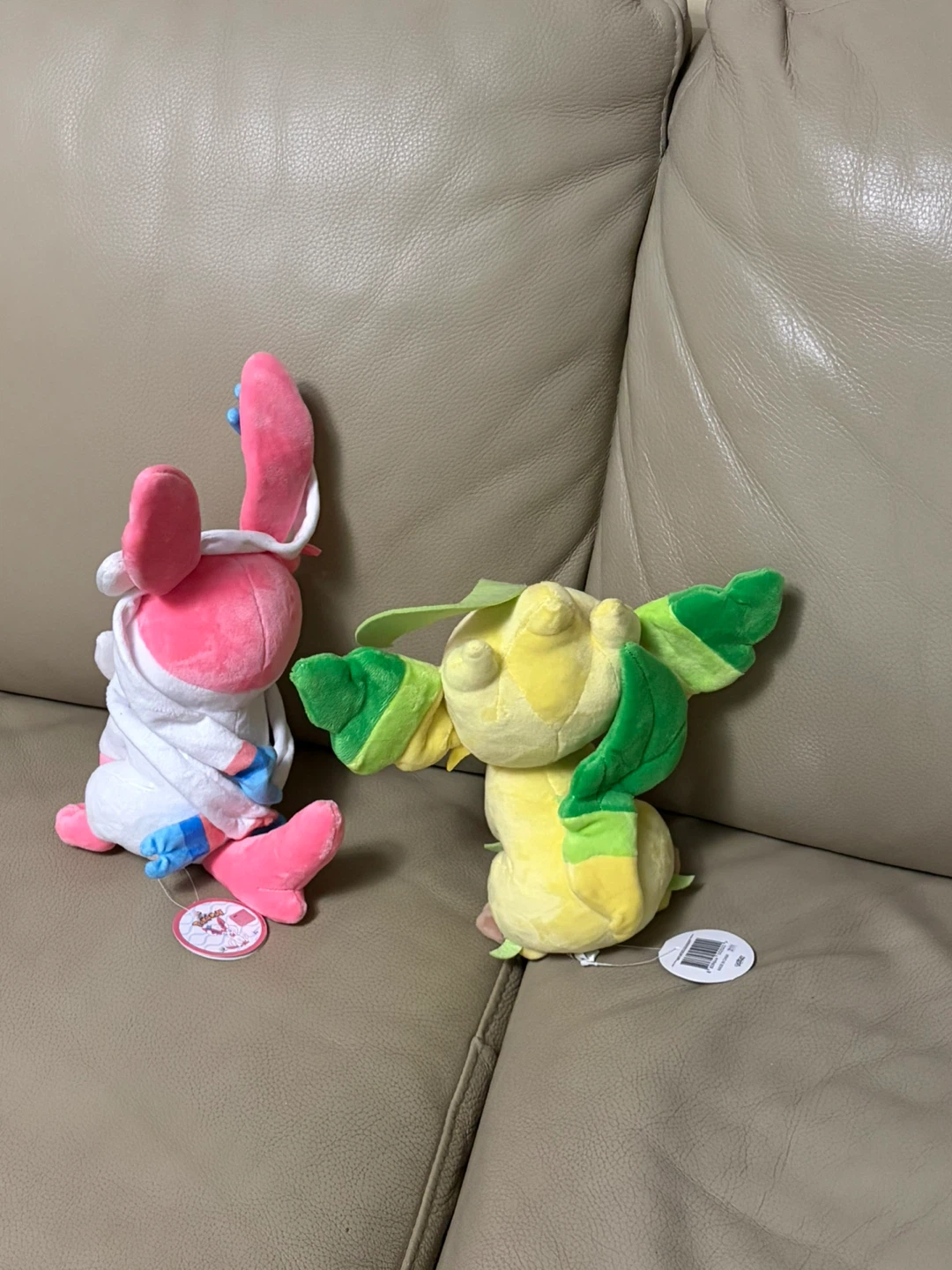 Pokémon Leafeon & Sylveon Plushes with tags - photo 2