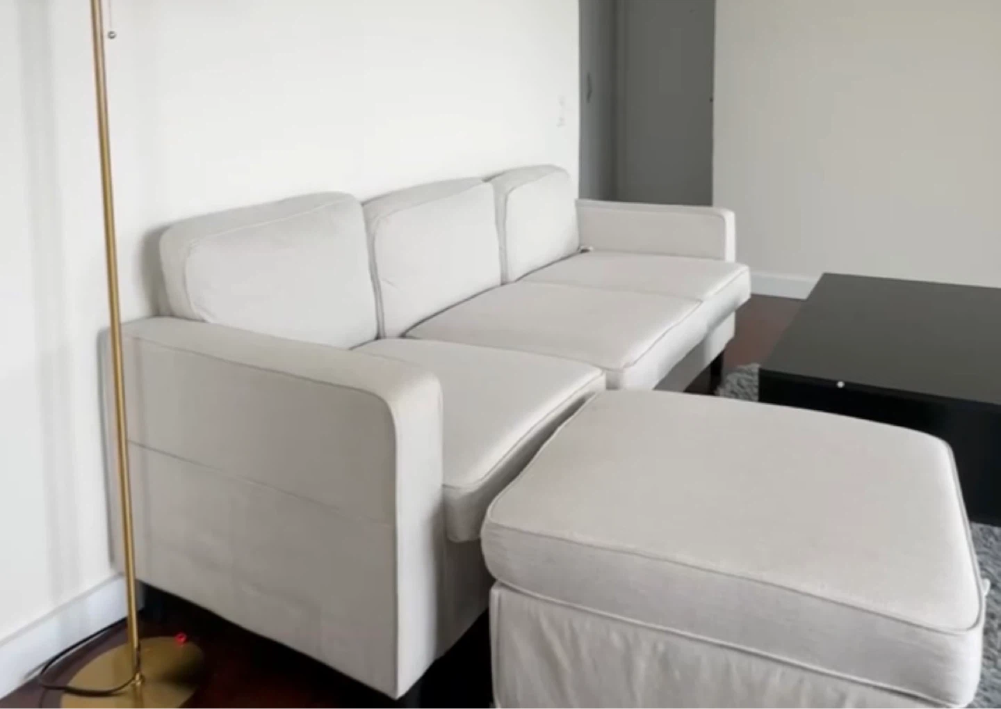 Cream Sectional Sofa w Ottoman and Coffee table - photo 3