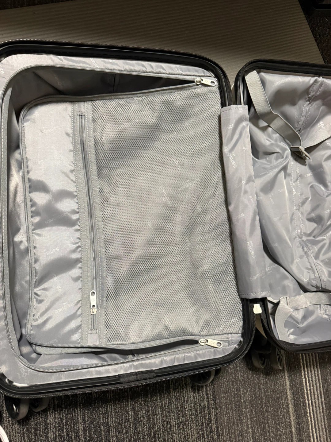 White Samsonite Carry-On Suitcase - photo 4