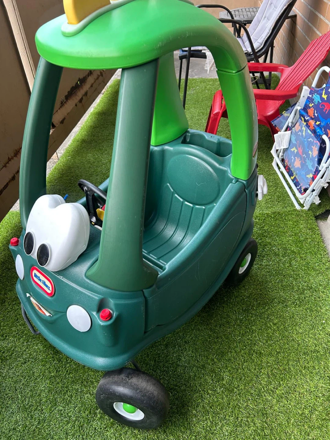 Little Tikes Cozy Coupe Ride-On Toy Car - photo 2