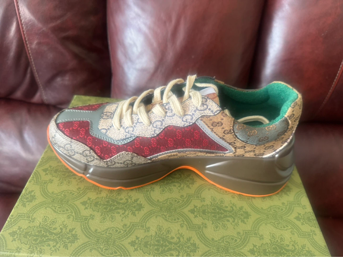 Gucci unisex Tennis 1977 Sneaker