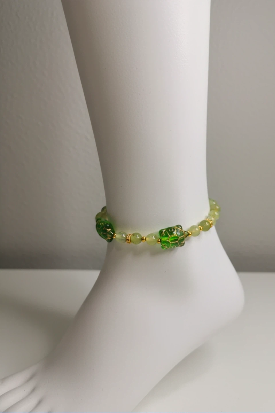 Green Turtle Beaded Anklet - photo 2