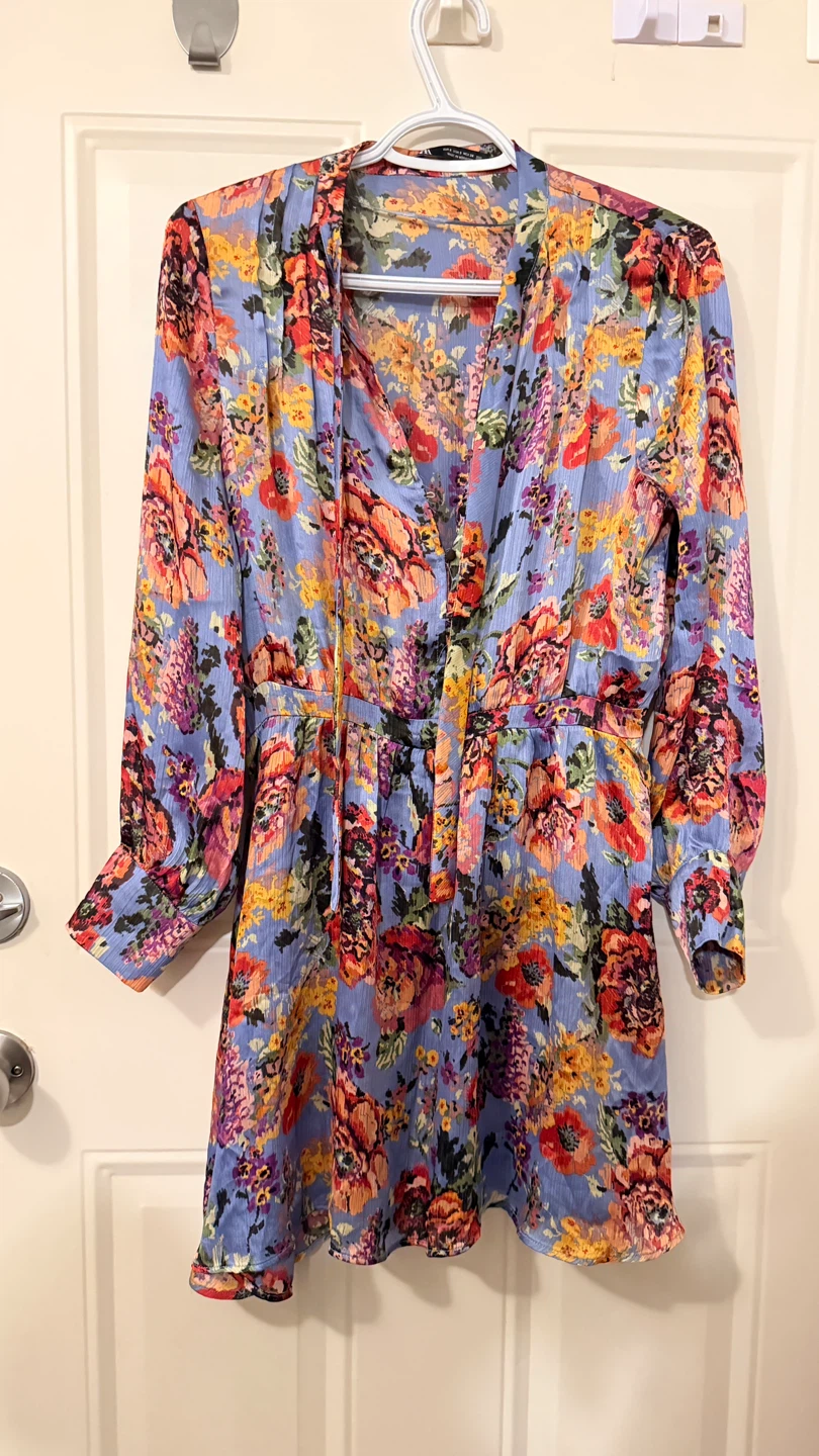 Brand new Zara Floral Print Dress Size S/M