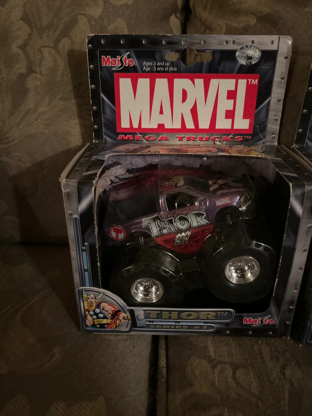 Marvel Mega Trucks Lot - photo 2