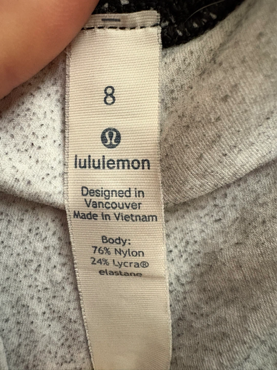 Lululemon Black White Pattern Leggings Size 8 - photo 4