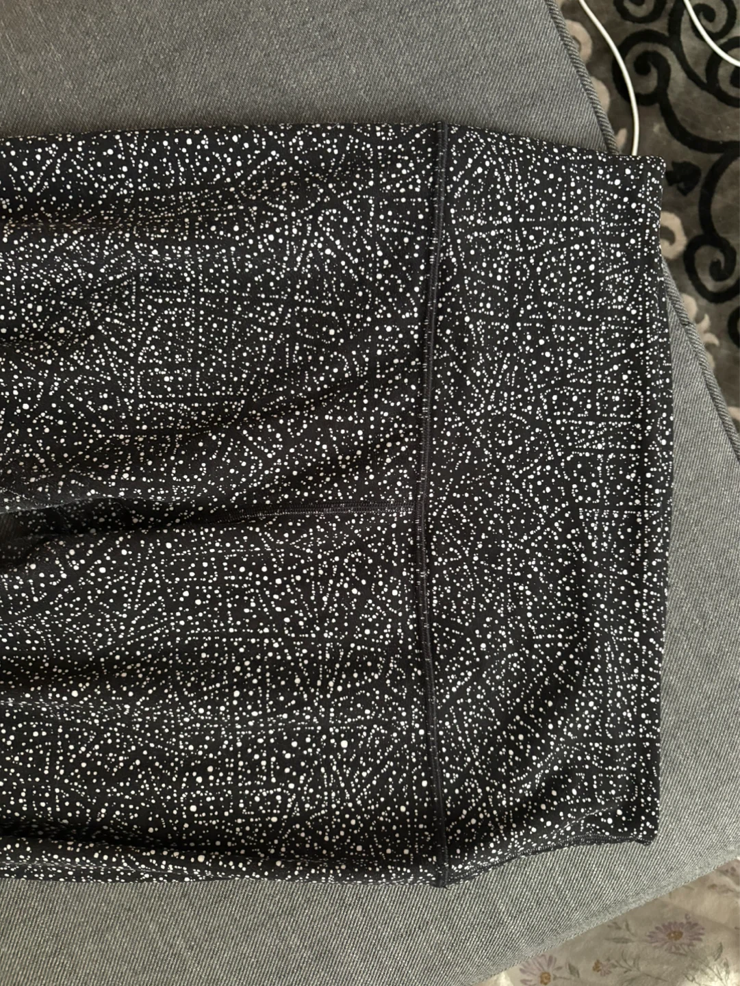 Lululemon Black White Pattern Leggings Size 8 - photo 5