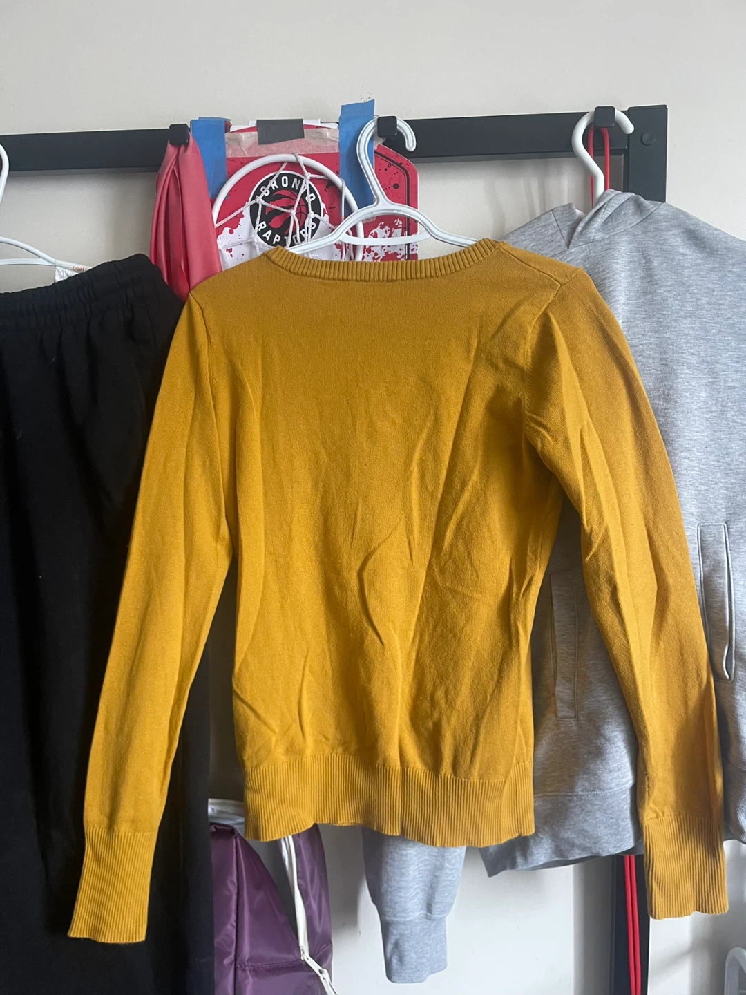 GBG Los Angeles Mustard Yellow Sweater - photo 4