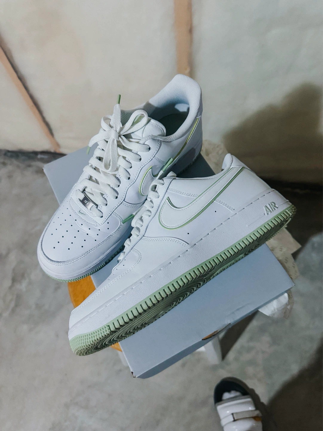 Nike Air Force 1 '07 sneakers (Sz 11) - photo 3
