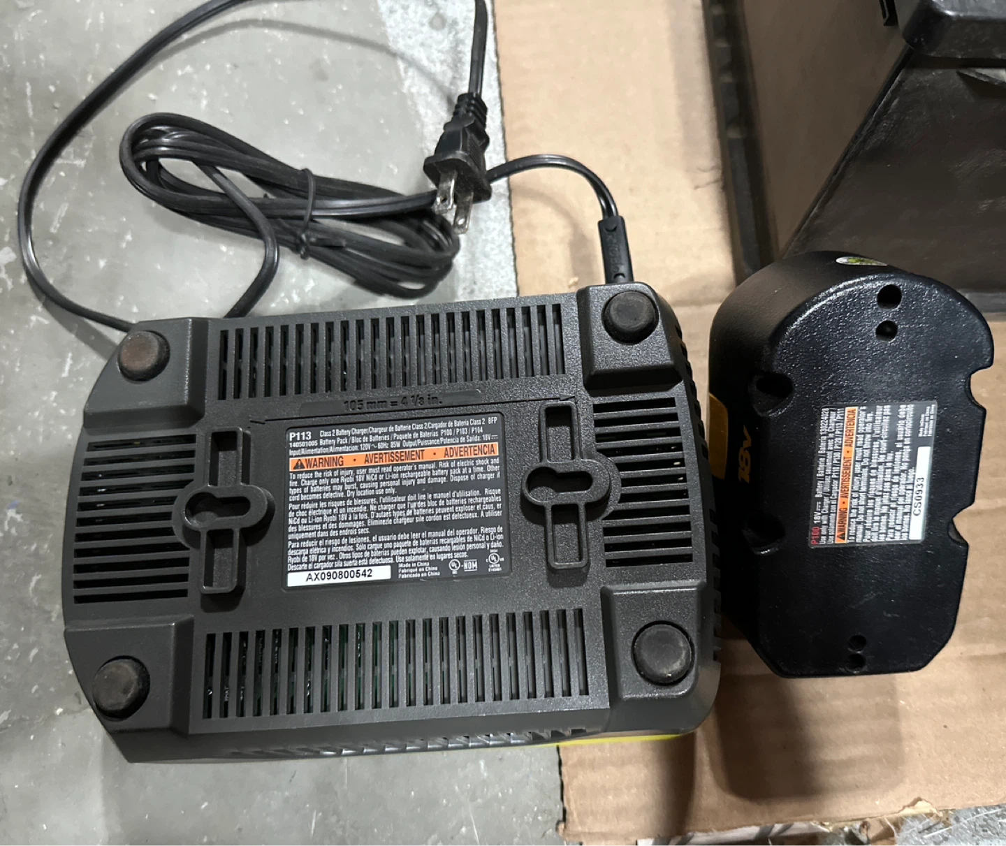 Ryobi ONE+ Charger P113 Charge Center - photo 2
