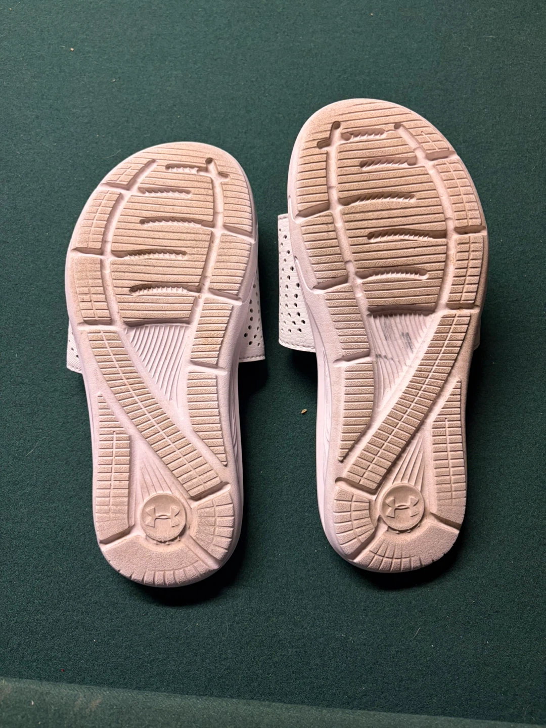 Under Armour Slides Youth Size 4Y - photo 2