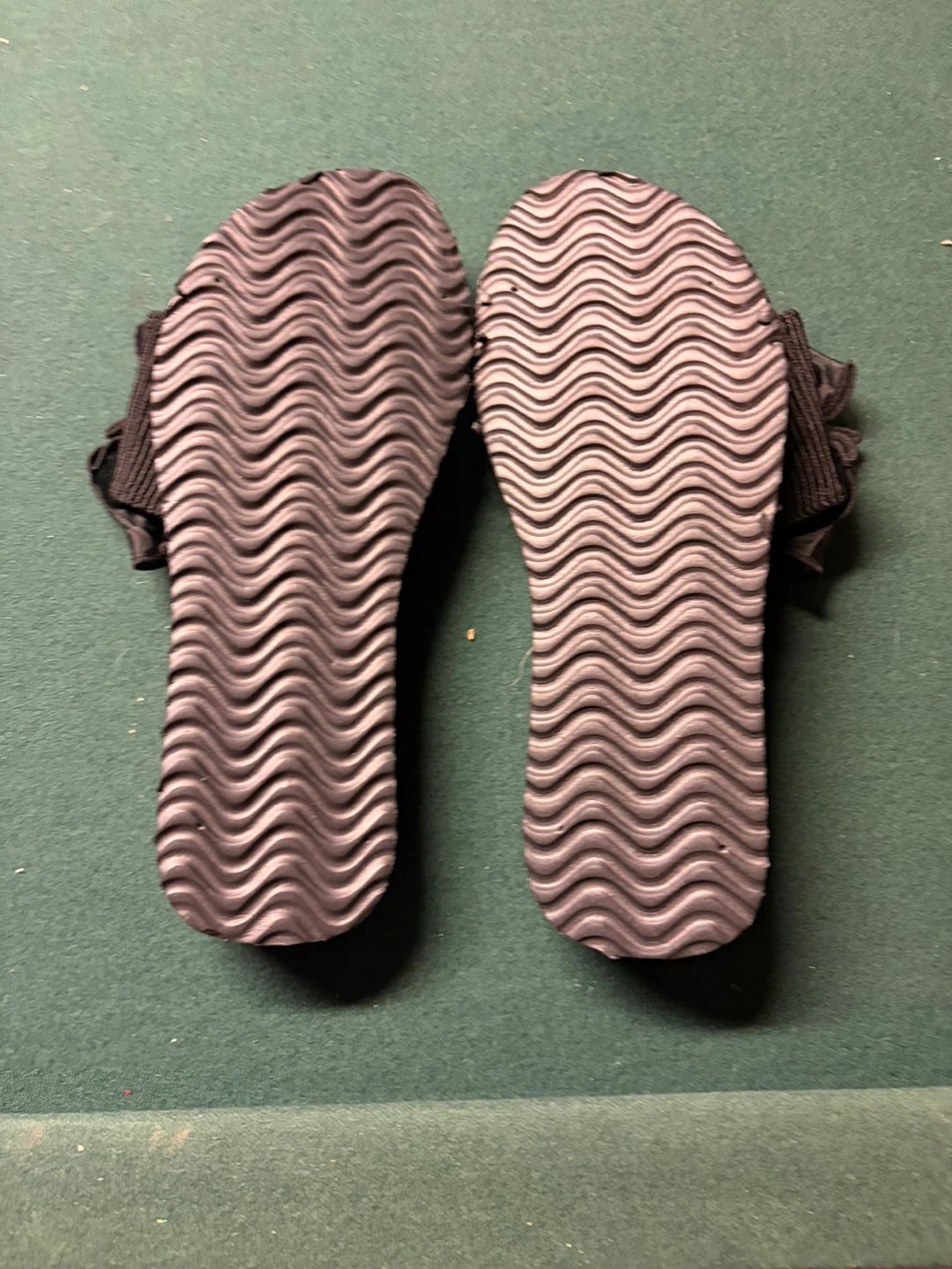 Black Bow Flip Flop Sandals Size 39 - photo 2