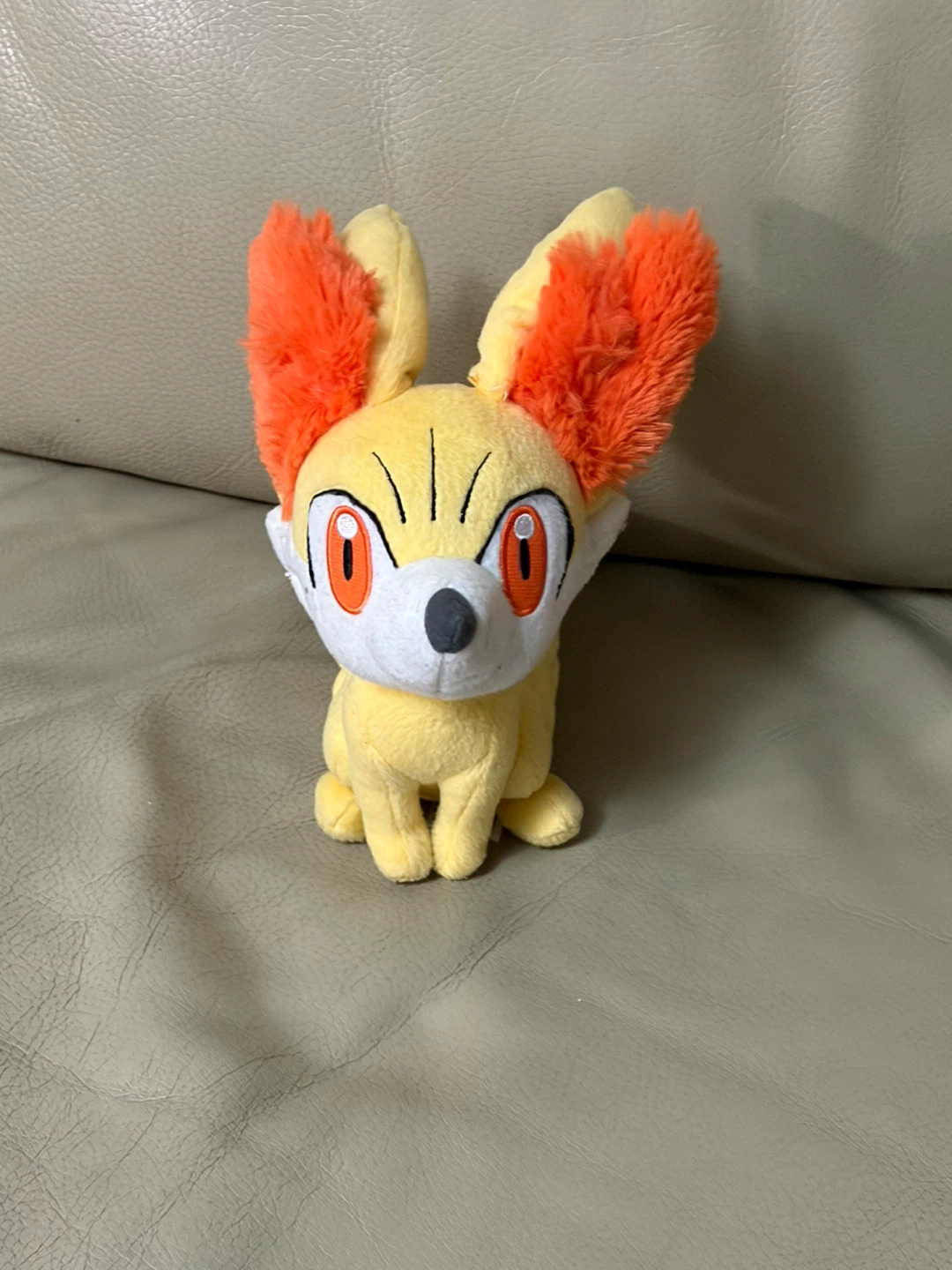 Pokémon Fennekin Plush Tomy 2014